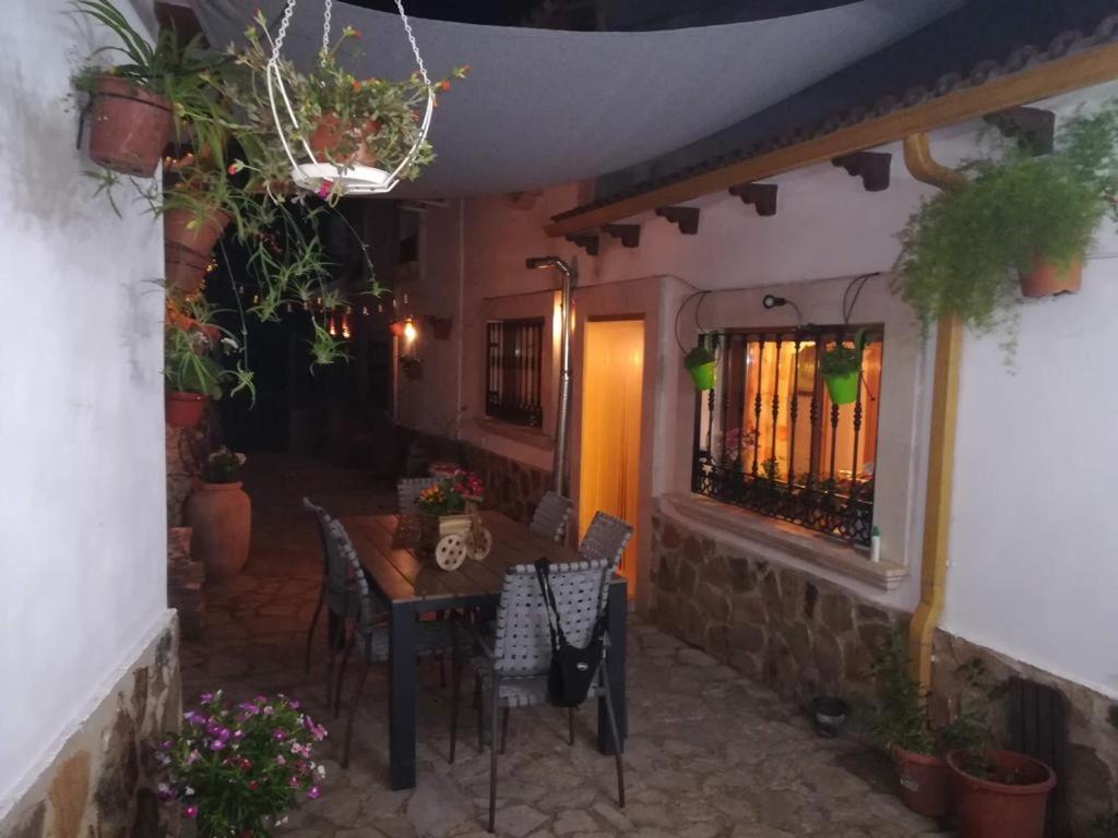 Casa Rural La Piedra Del Cambron Villaverde De Guadalimar Eksteriør bilde